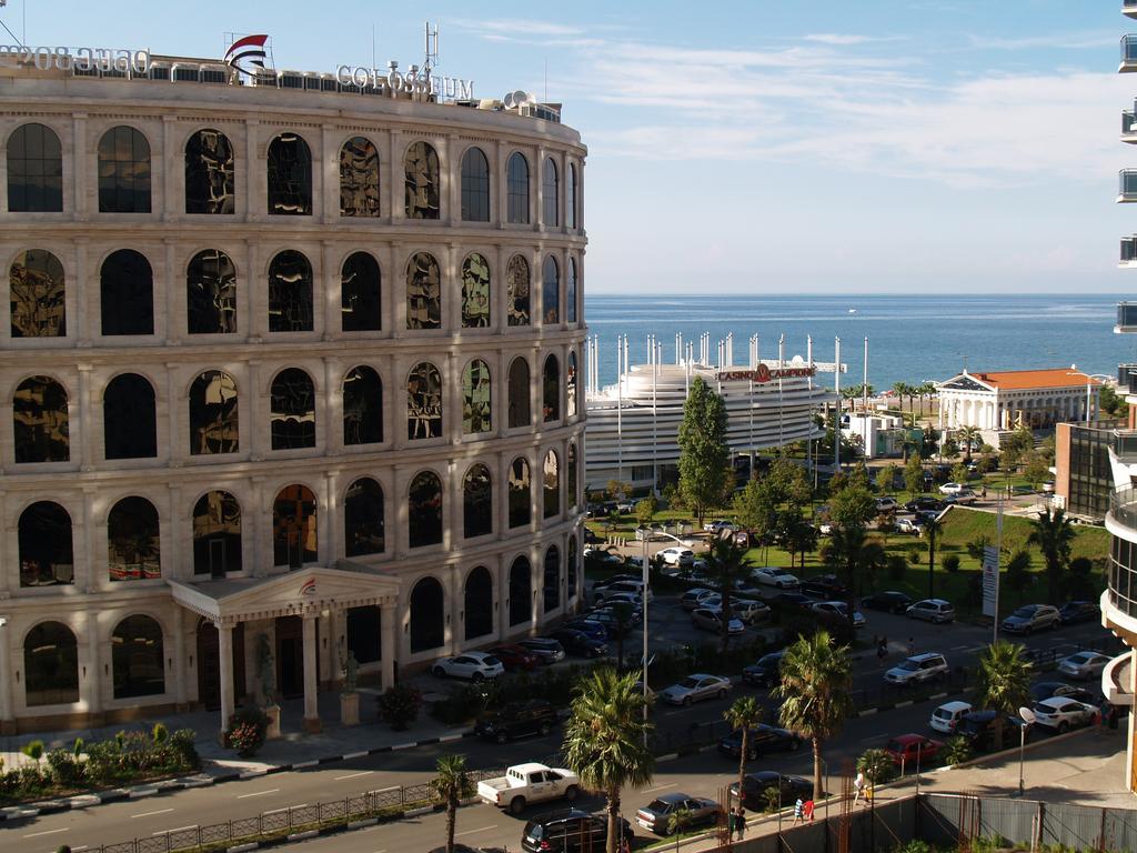 Apart Hotel Orbi Sea Towers Batoemi Buitenkant foto