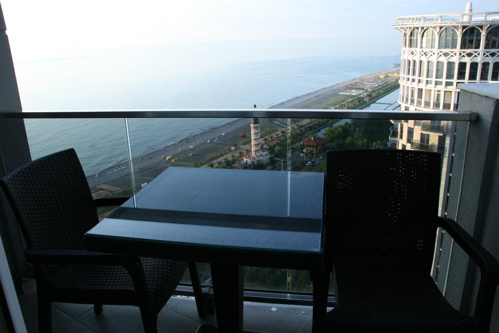 Apart Hotel Orbi Sea Towers Batoemi Buitenkant foto